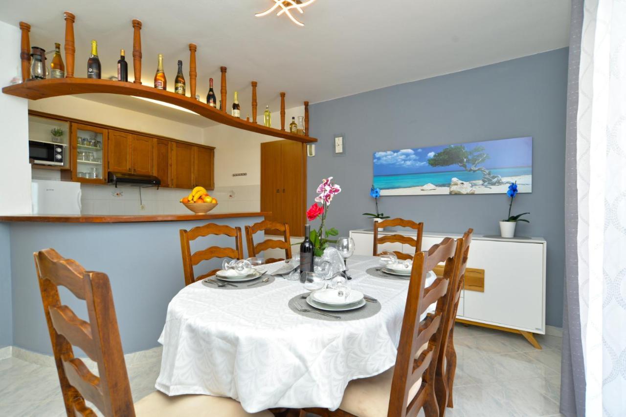 Apartments Violete 742 พูลา ภายนอก รูปภาพ