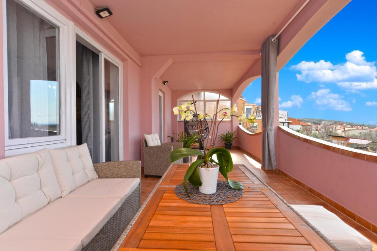 Apartments Violete 742 พูลา ภายนอก รูปภาพ