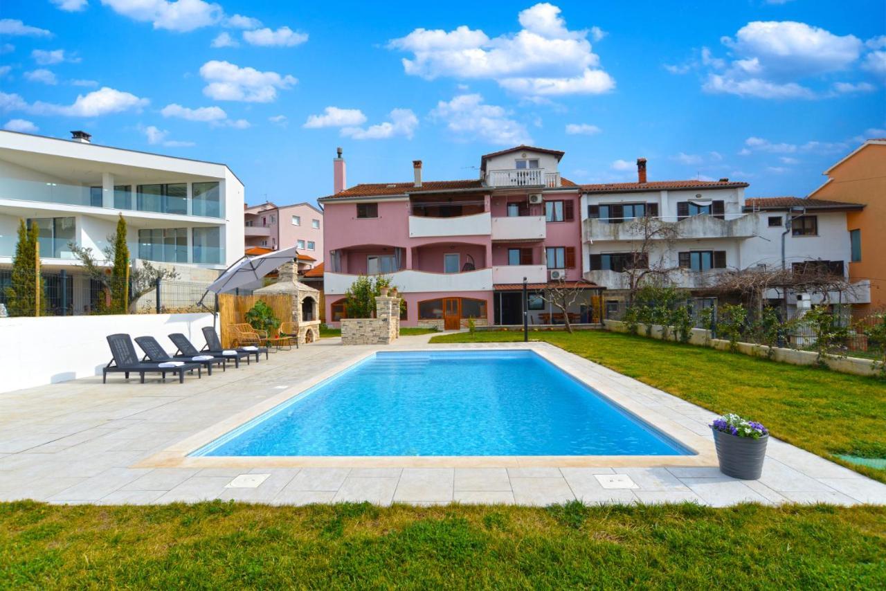 Apartments Violete 742 พูลา ภายนอก รูปภาพ