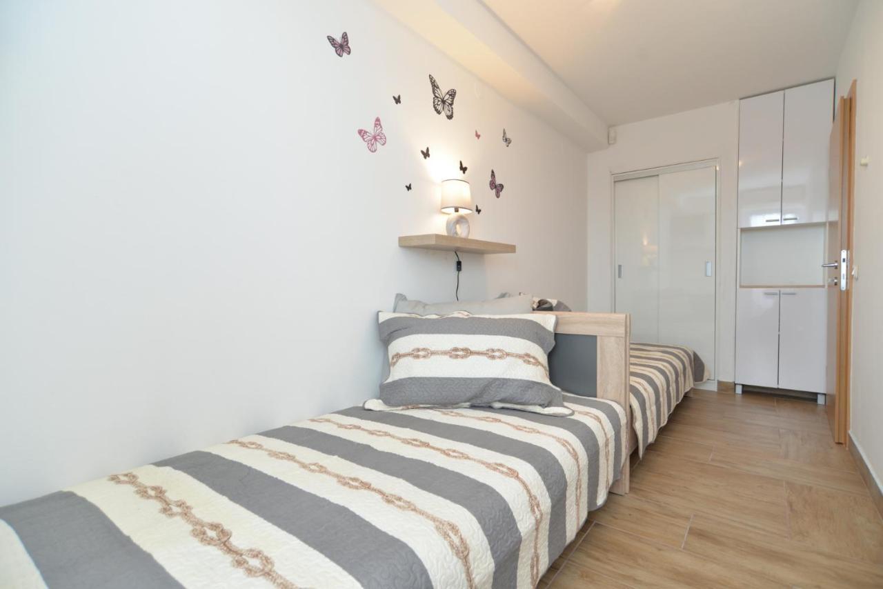Apartments Violete 742 พูลา ภายนอก รูปภาพ