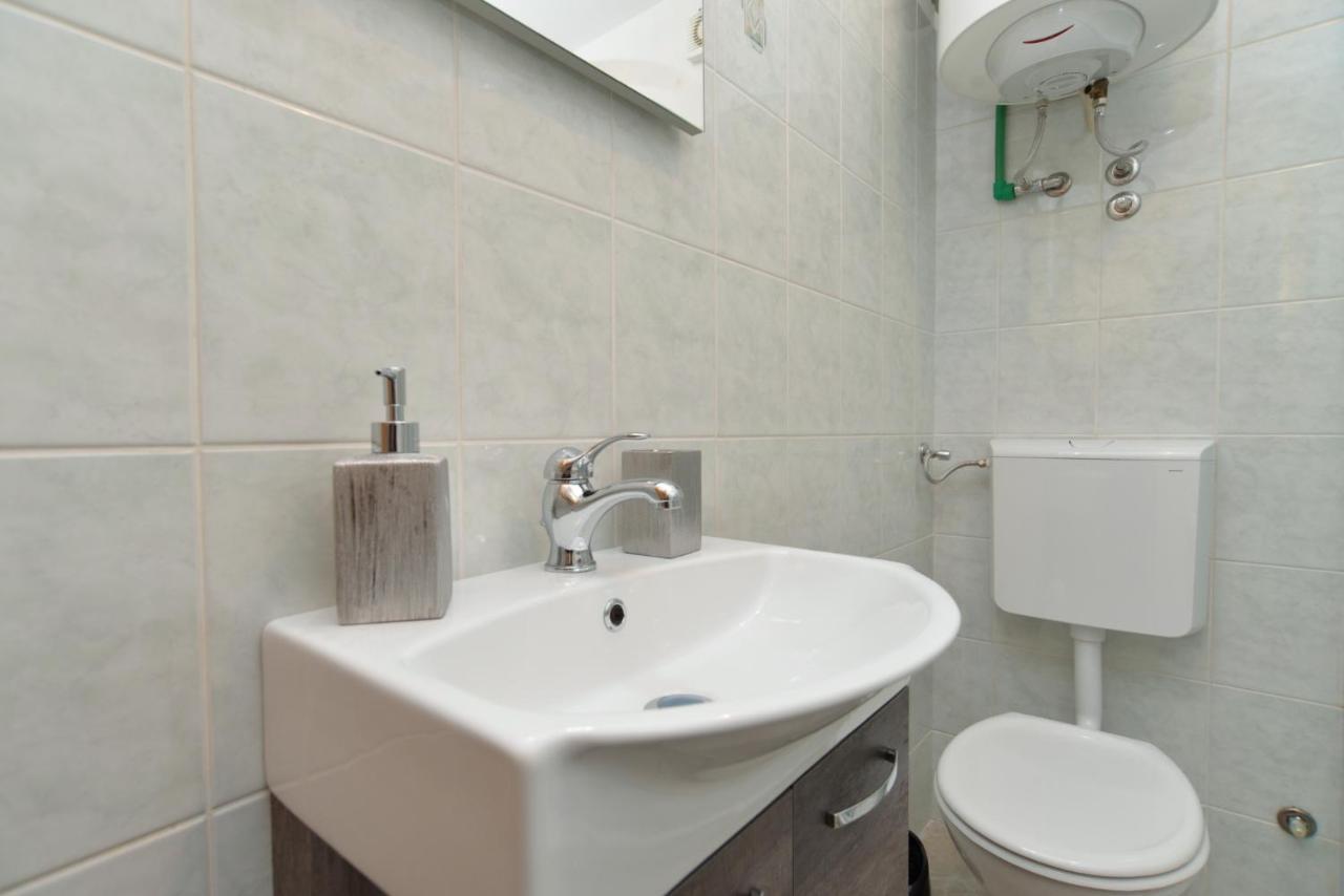 Apartments Violete 742 พูลา ภายนอก รูปภาพ