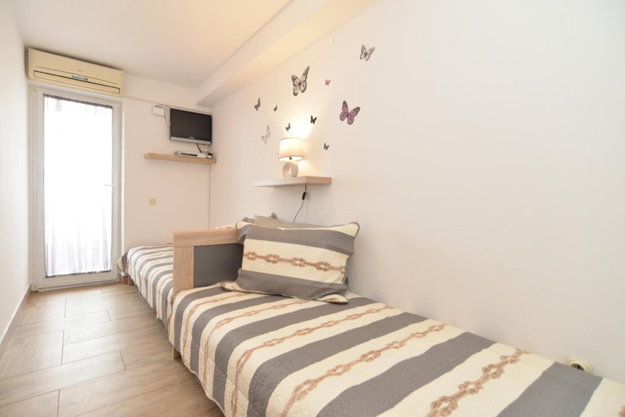 Apartments Violete 742 พูลา ภายนอก รูปภาพ