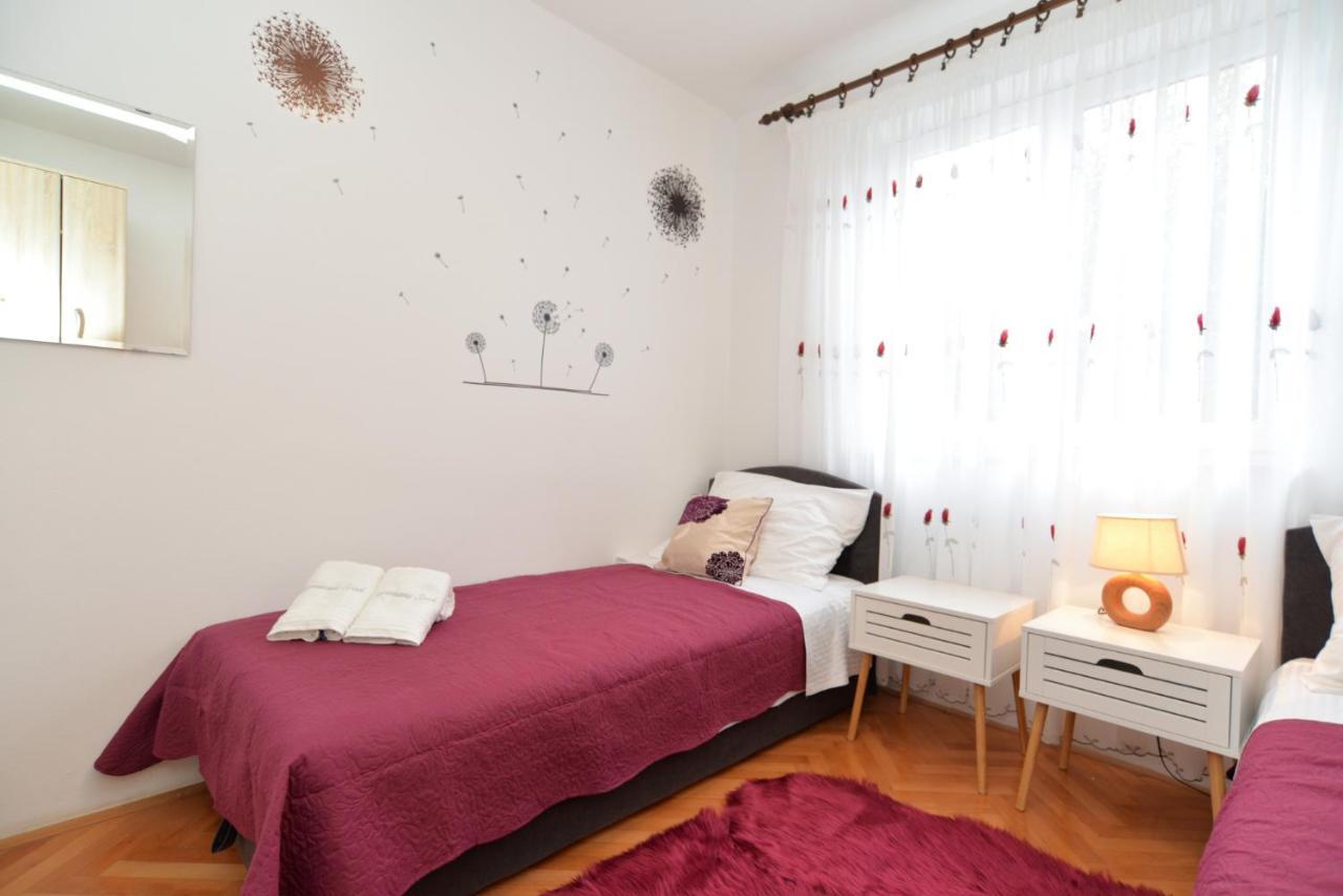Apartments Violete 742 พูลา ภายนอก รูปภาพ